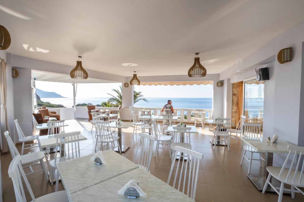 Castelia Bay Hotel Амоопи Екстериор снимка
